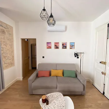 Apartamento Le Vauban, Central, Dynamique, Renove Et Convivial , Clim, Balcon Antibes