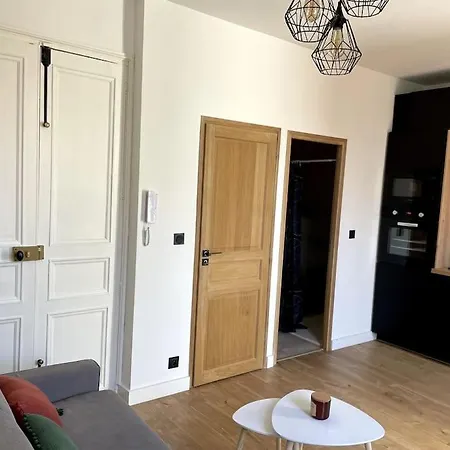 Chez Marlene Vieil Antibes, Quartier Sympa Et Dynamique, Clim, Balcon *