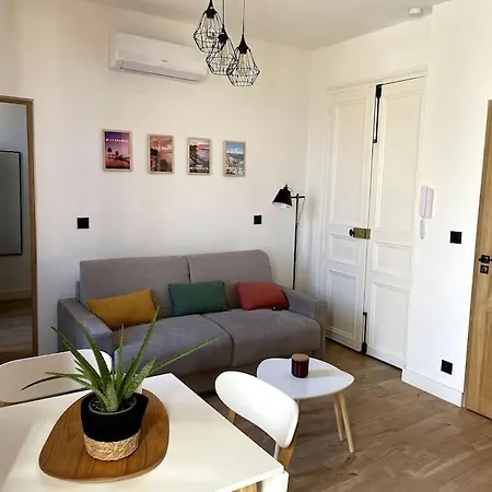 Chez Marlene Vieil Antibes, Quartier Sympa Et Dynamique, Clim, Balcon *