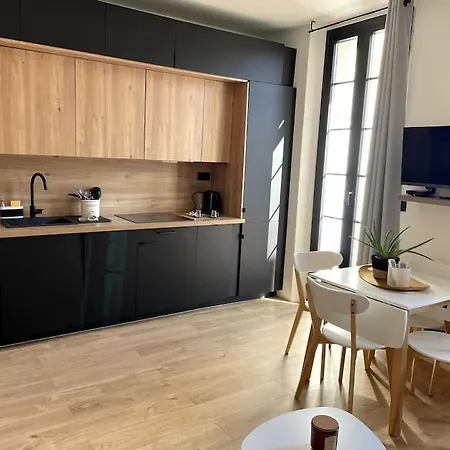 Chez Marlene Vieil Antibes, Quartier Sympa Et Dynamique, Clim, Balcon Apartment Antibes