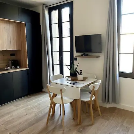 Chez Marlene Vieil Antibes, Quartier Sympa Et Dynamique, Clim, Balcon