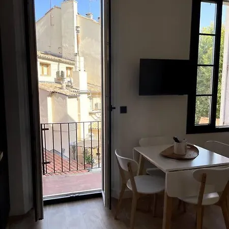Chez Marlene Vieil Antibes, Quartier Sympa Et Dynamique, Clim, Balcon