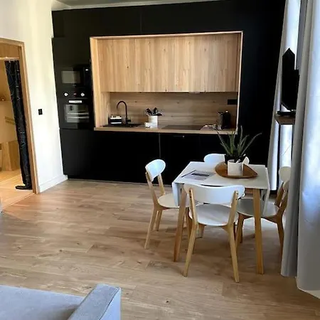 Apartment Chez Marlene Vieil Antibes, Quartier Sympa Et Dynamique, Clim, Balcon